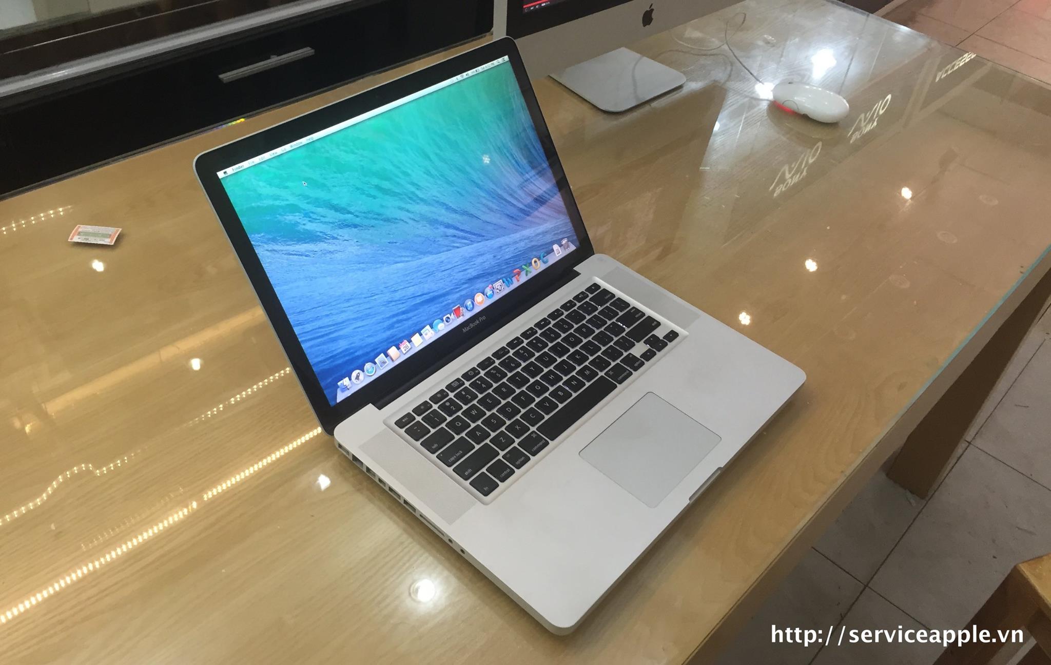 Macbook Pro A1286 MC985